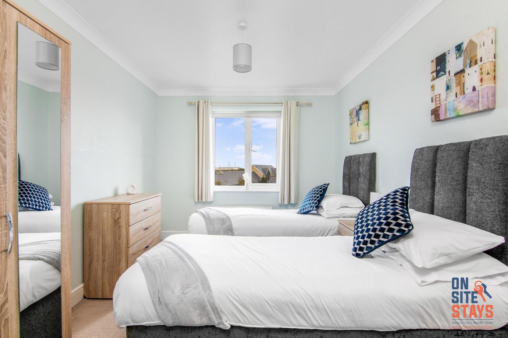 Onsitestays - Cosy 2-Bedroom Apartment With Free Parking, Wi-Fi & London Links Northfleet المظهر الخارجي الصورة